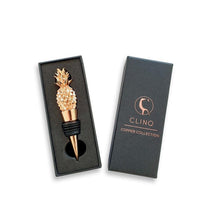 Load image into Gallery viewer, CLINQ- PINEAPPLE ROSE GOLD BOTTLE STOPPER
